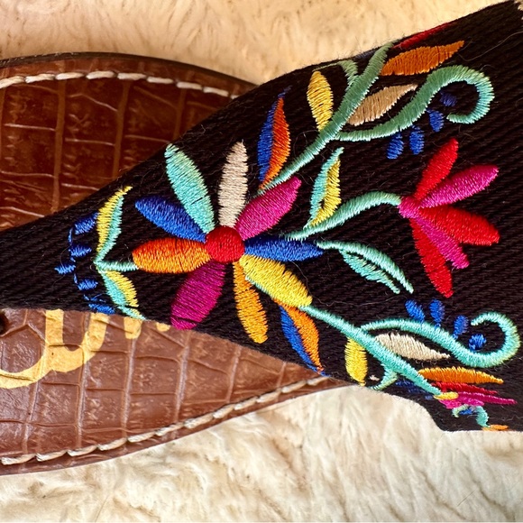 Sam Edelman Multicolor Embroidered Sandals - Picture 6 of 7